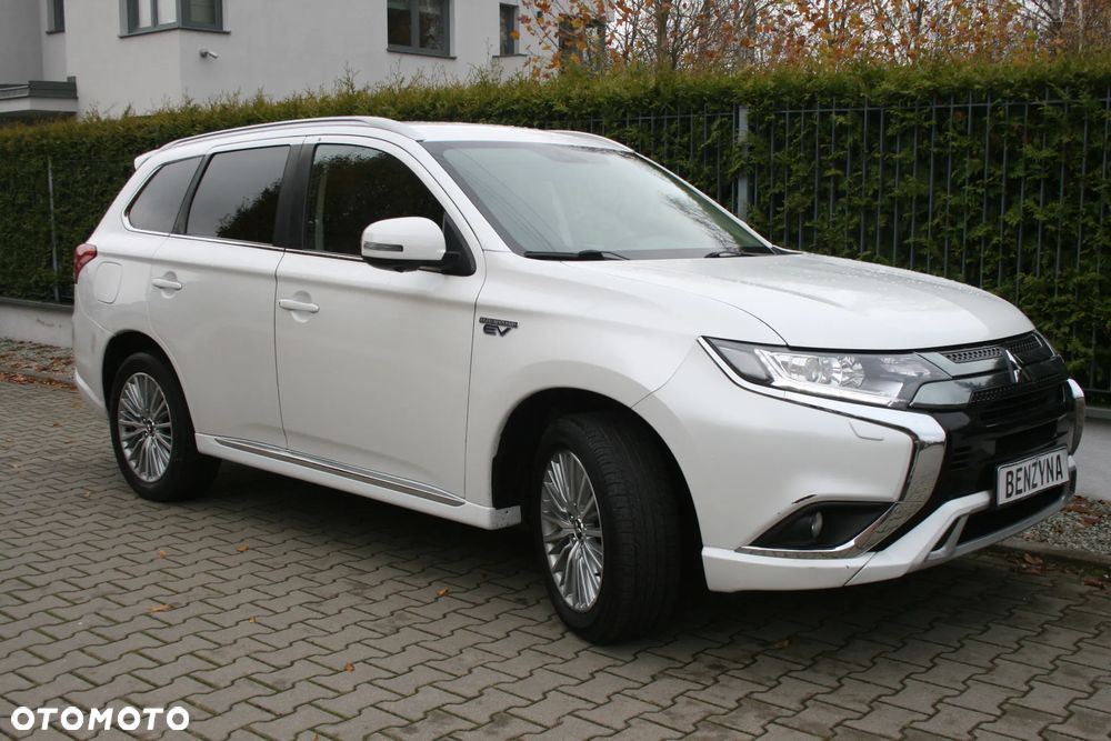 Mitsubishi Outlander Instyle + - 1