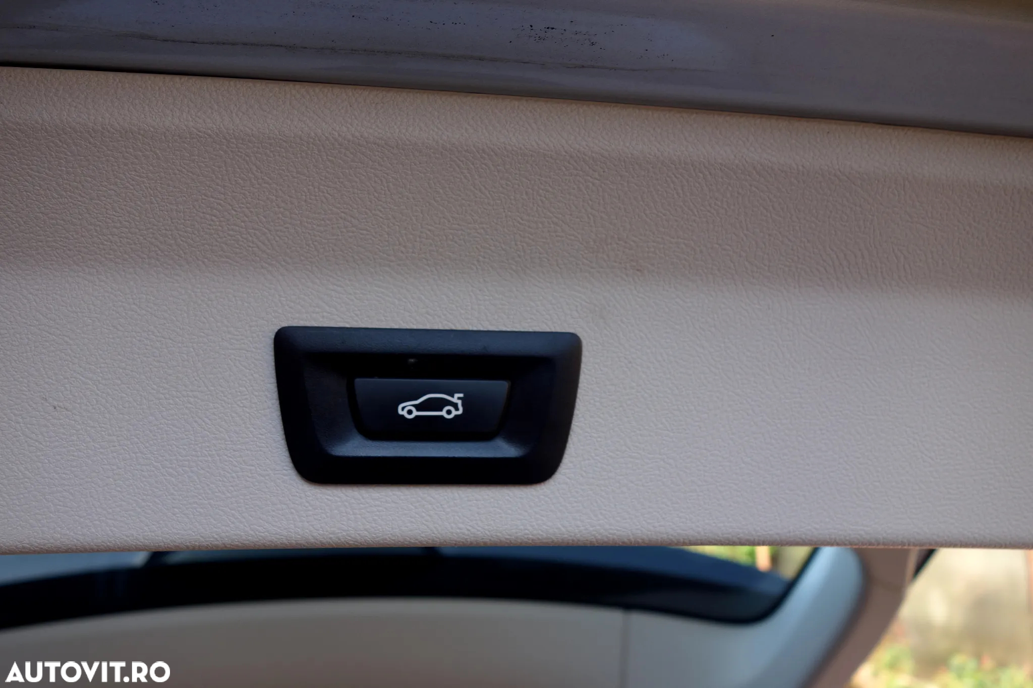 BMW X3 xDrive20i AT - 28