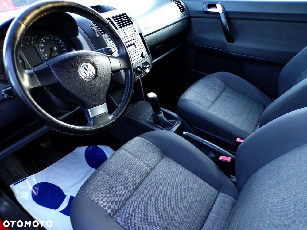 Volkswagen Polo 1.4 16V Comfortline - 17