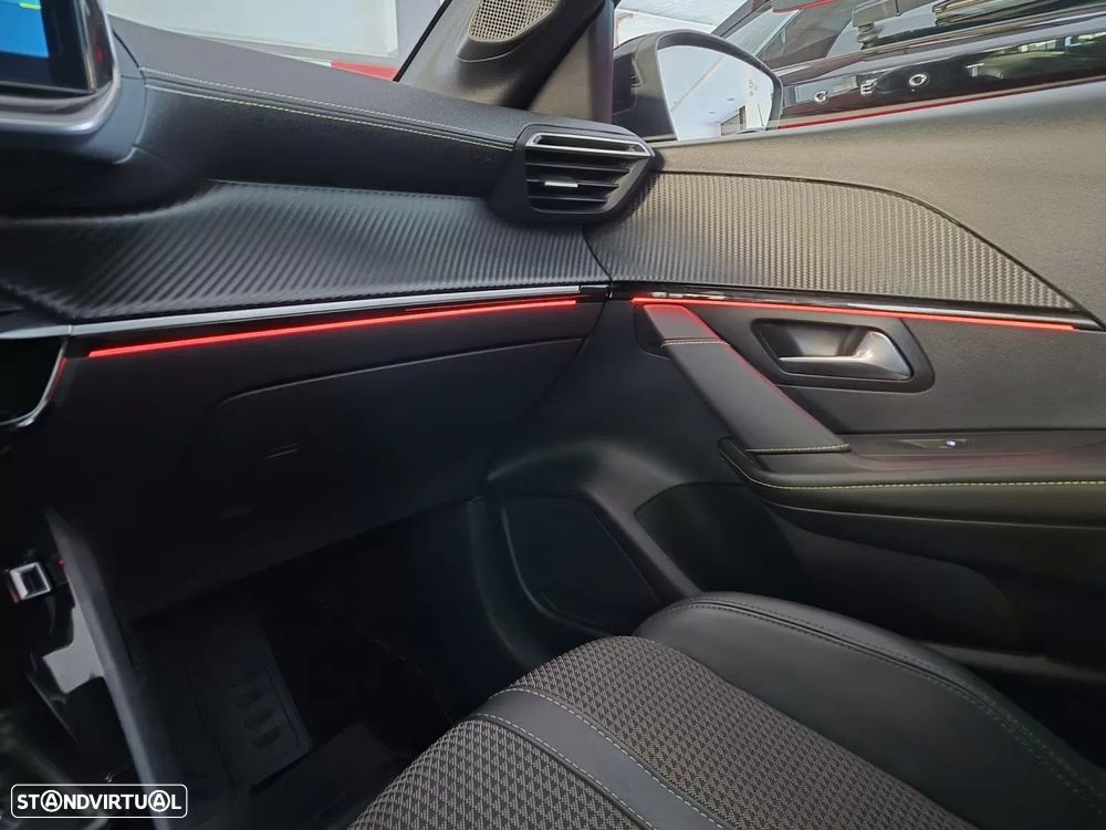 Peugeot e-208 50 kWh GT - 26