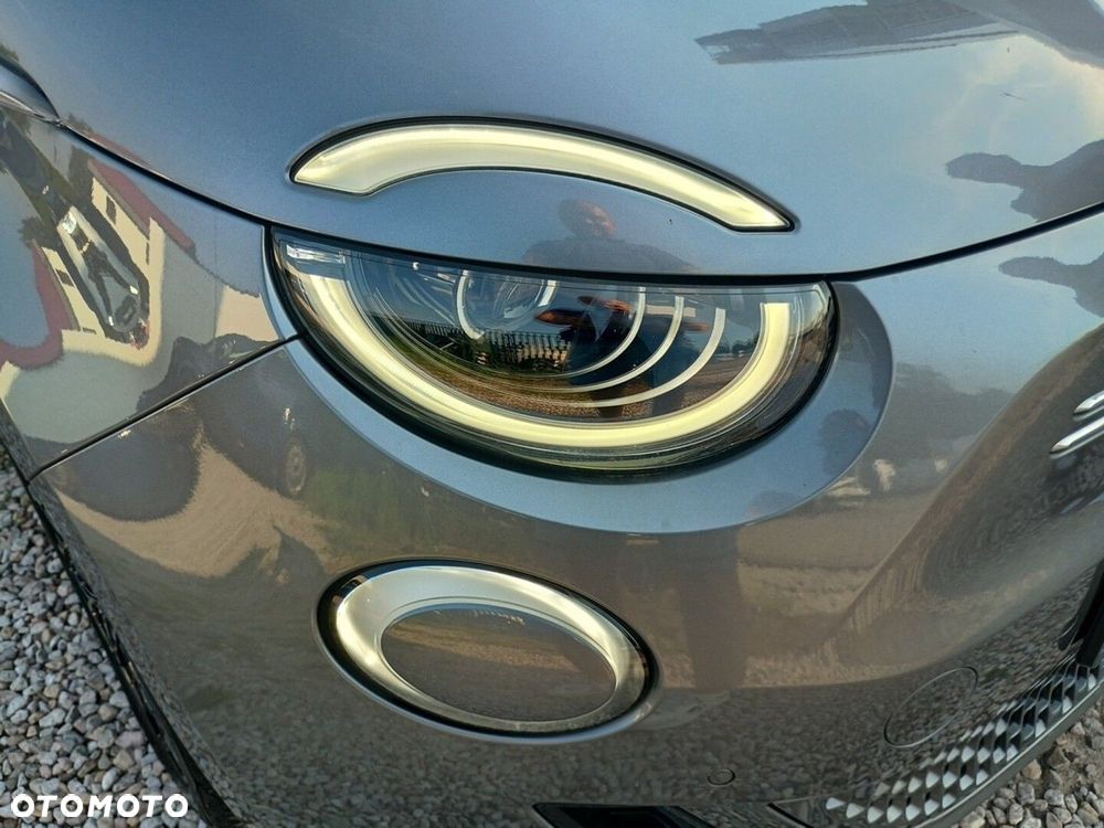 Fiat 500e - 12