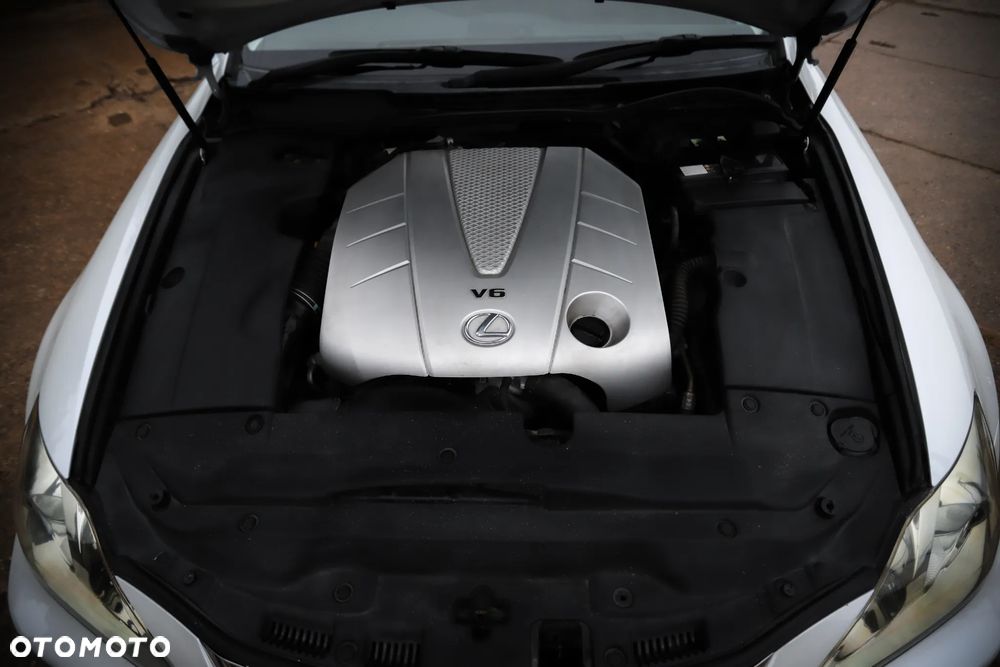 Lexus IS - 19