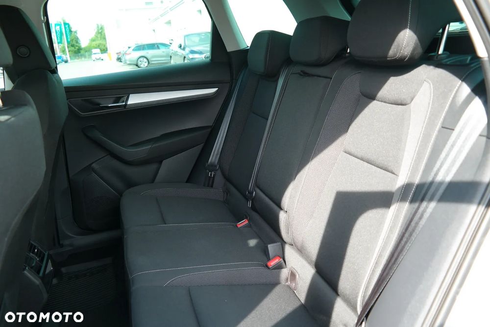 Skoda Karoq 1.5 TSI ACT Edition 130 DSG - 13