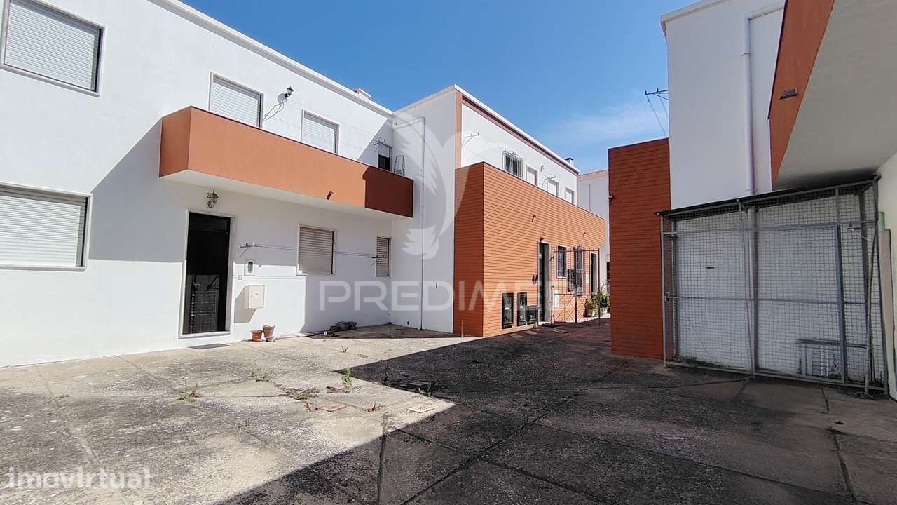 T2 Rés de Chão com 80m2 - Moita - Grande imagem: 2/20