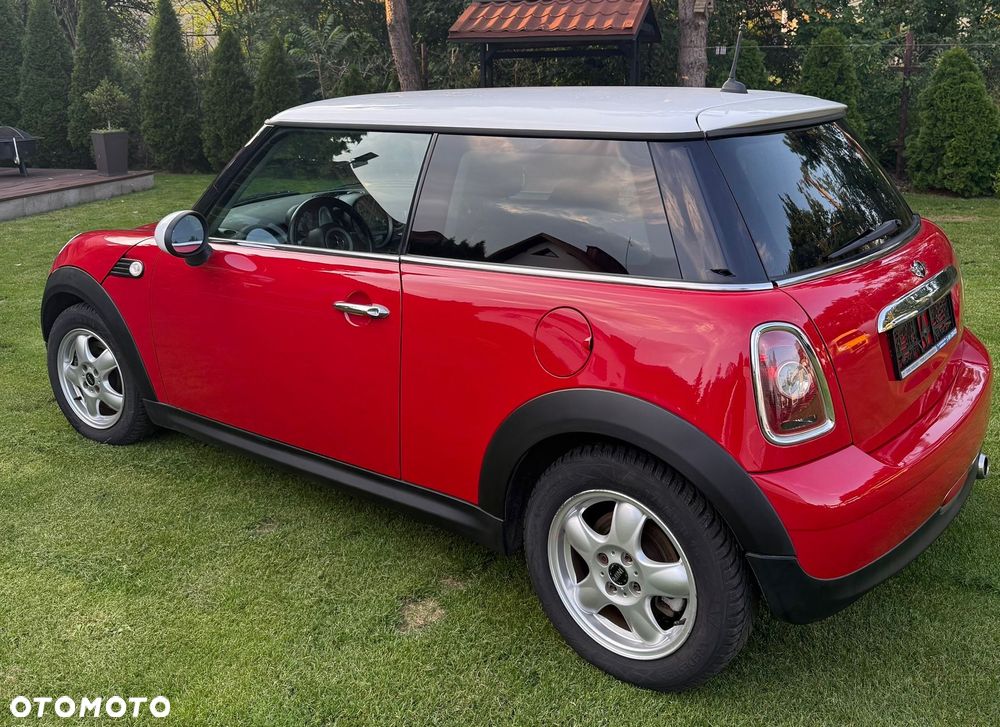 MINI Cooper Standard - 12