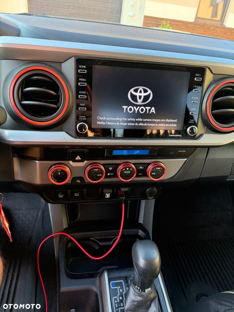 Toyota Tacoma - 5