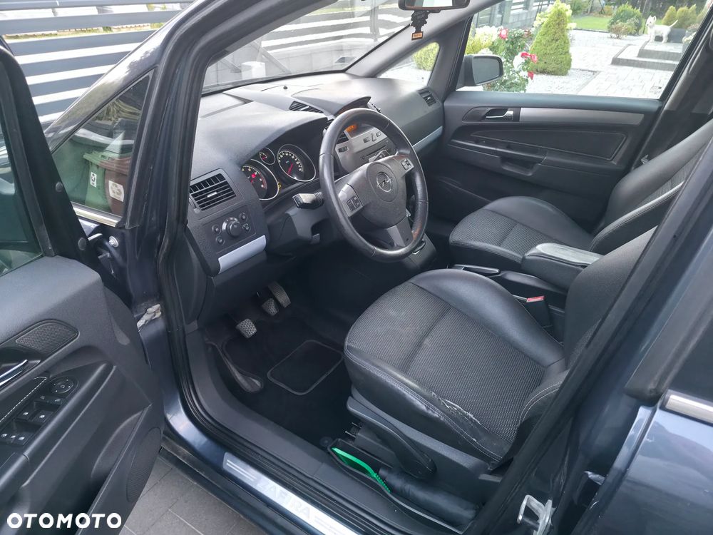 Opel Zafira 1.8 Enjoy - 8