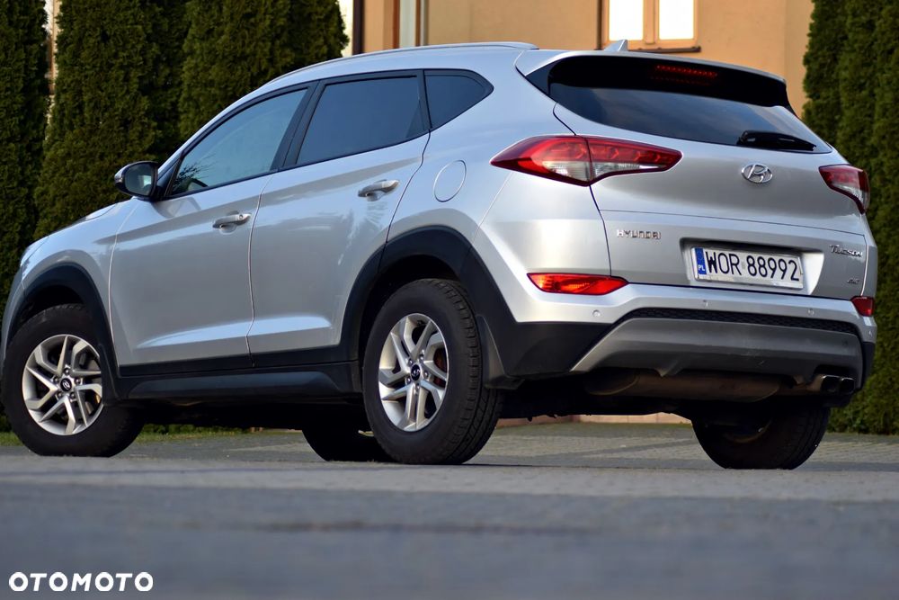 Hyundai Tucson 2.0 CRDi 4WD Automatik Style - 11