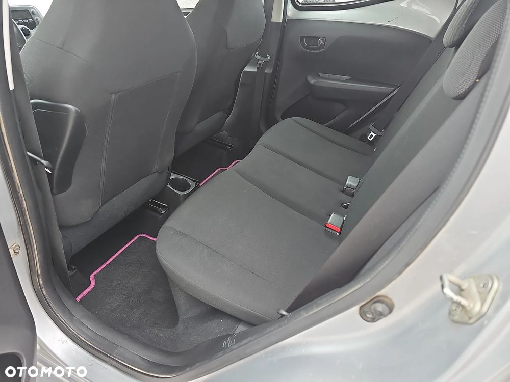 Toyota Aygo - 24