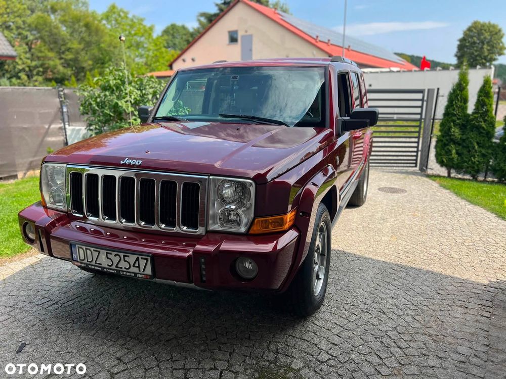 Jeep Commander - 2