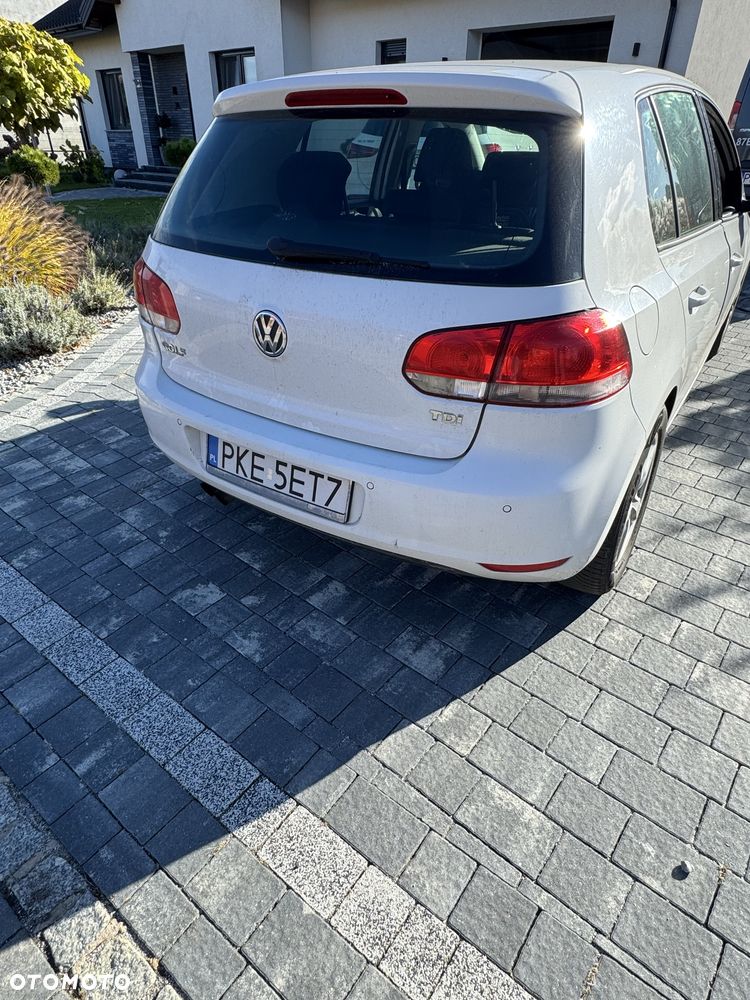 Volkswagen Golf - 5