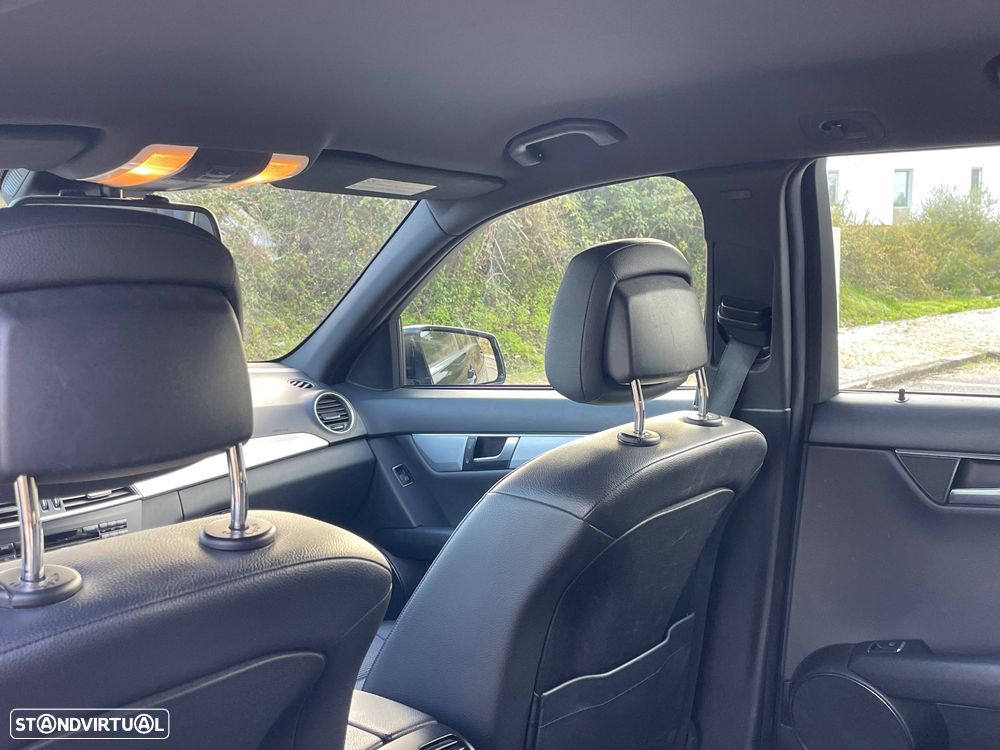 Mercedes-Benz C 220 CDi Avantgarde - 12
