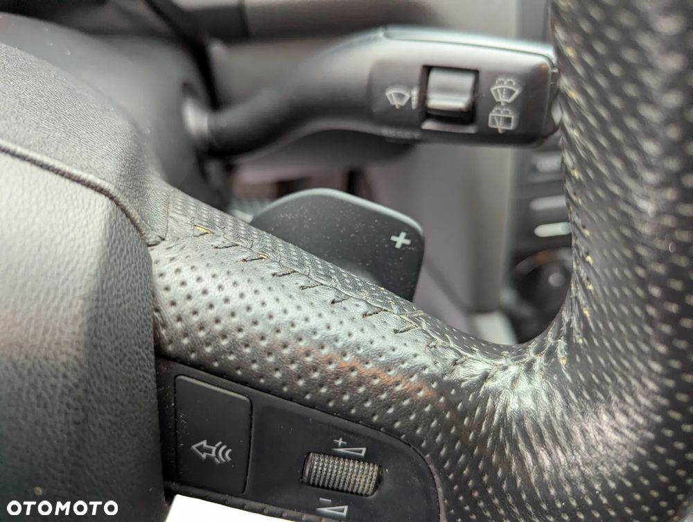 Audi A3 Sportback 2.0 TFSI (DSG) S tronic S line Sportpaket plus - 17