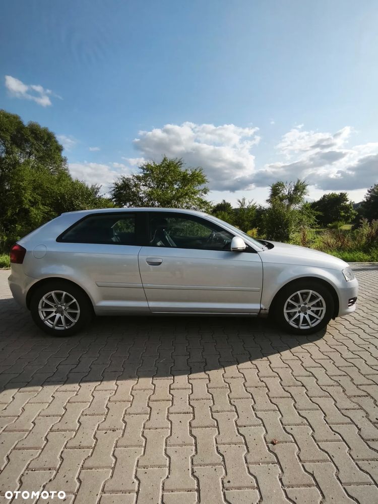 Audi A3 3-drzwiowe 2.0 TDI Ambiente - 8