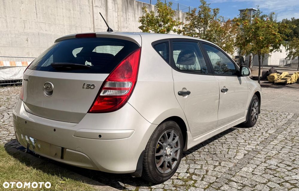 Hyundai i30 1.4 Base - 5