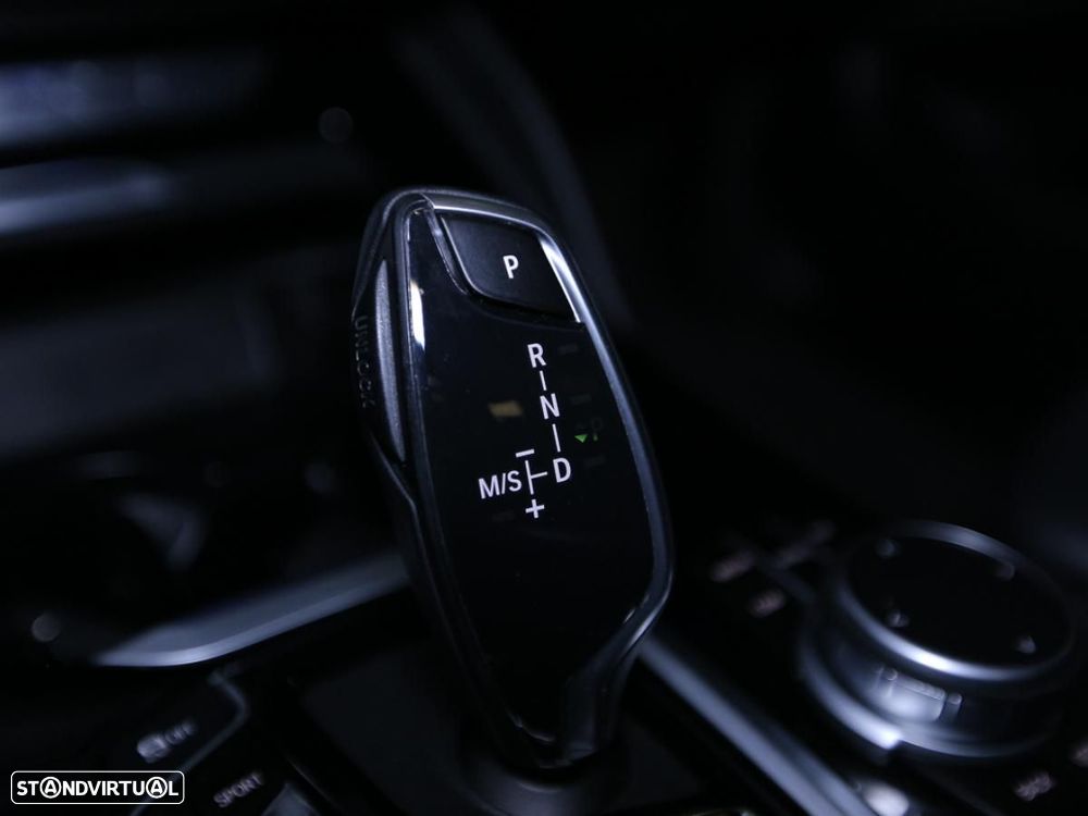BMW X4 20 d xDrive XLine Auto - 24