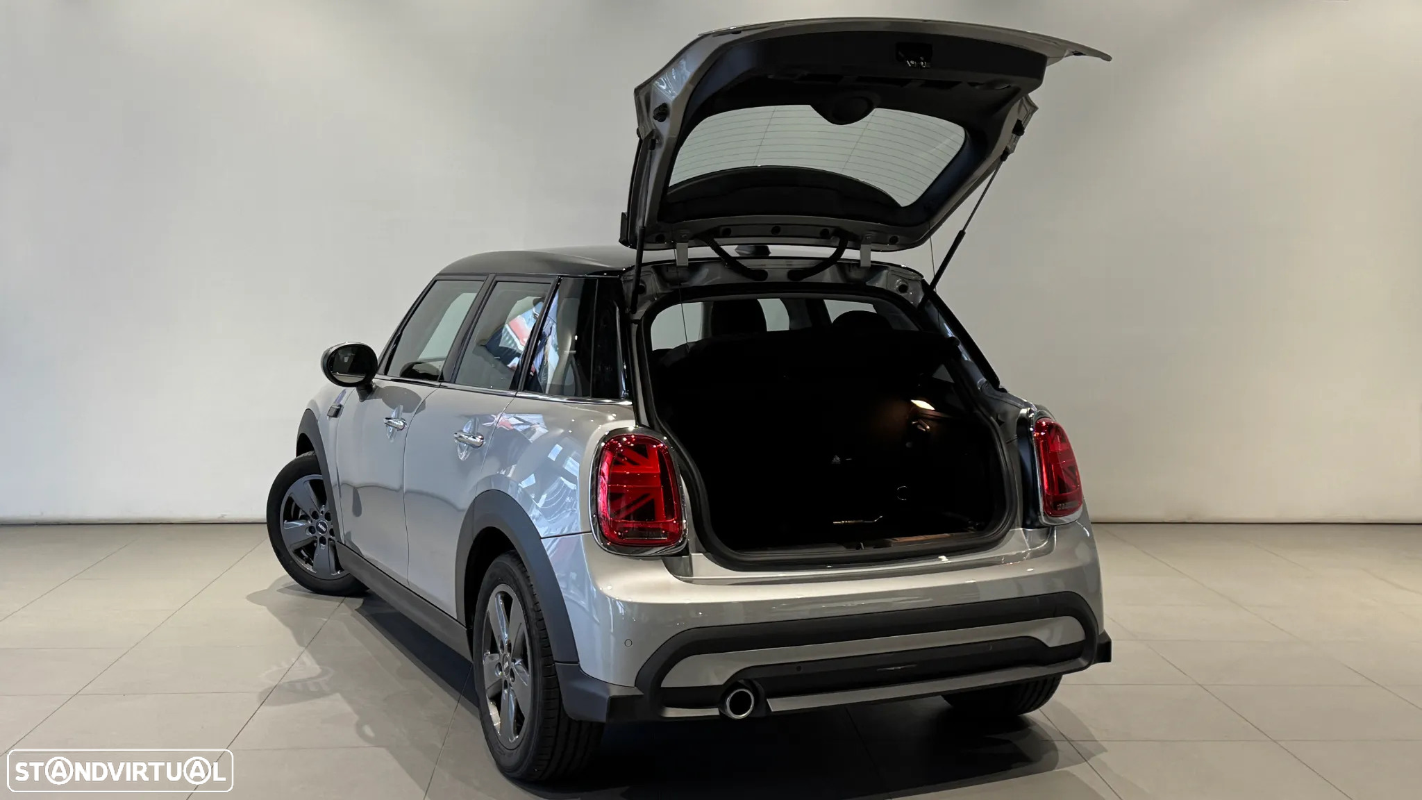MINI 5 Portas Cooper Premium First Essential - 22