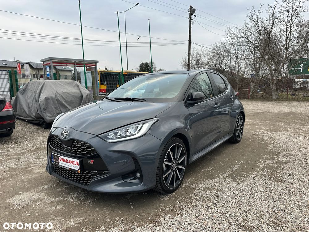 Toyota Yaris Hybrid 1.5 GR Sport - 3