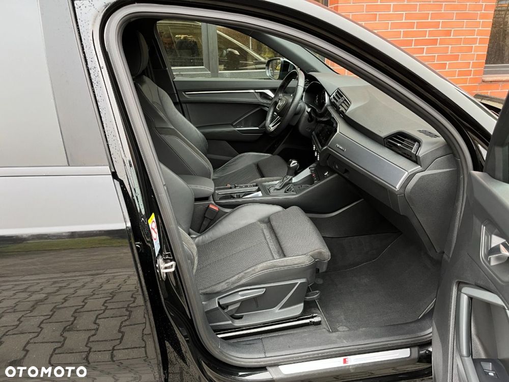 Audi Q3 35 TDI Quattro S tronic S line - 27