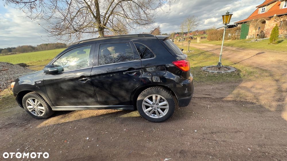 Mitsubishi ASX 1.8 DI-D 4WD Instyle - 30