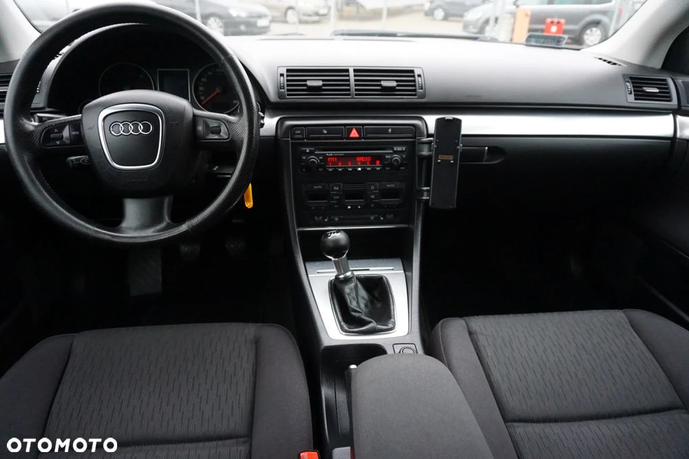 Audi A4 Limousine 2.0 TDI - 12