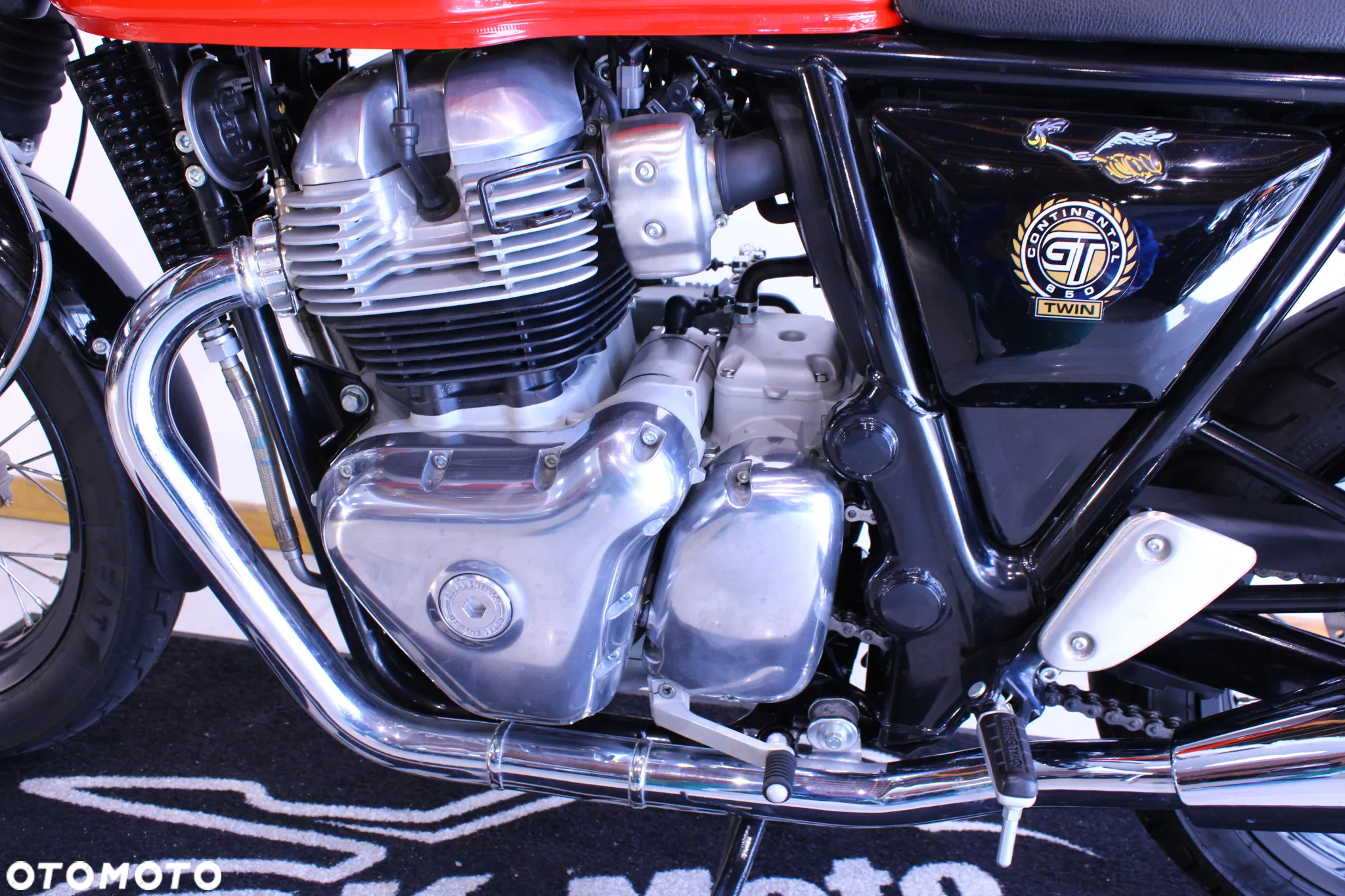 Royal Enfield Continental - 27