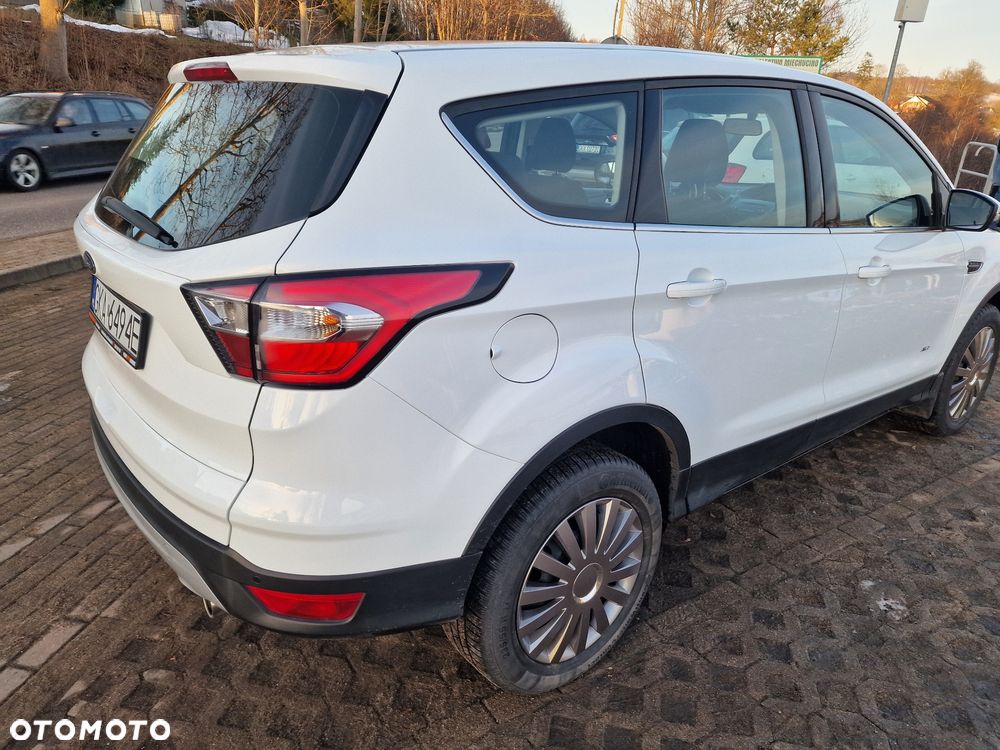 Ford Kuga 2.0 TDCi 4x4 SYNC - 34