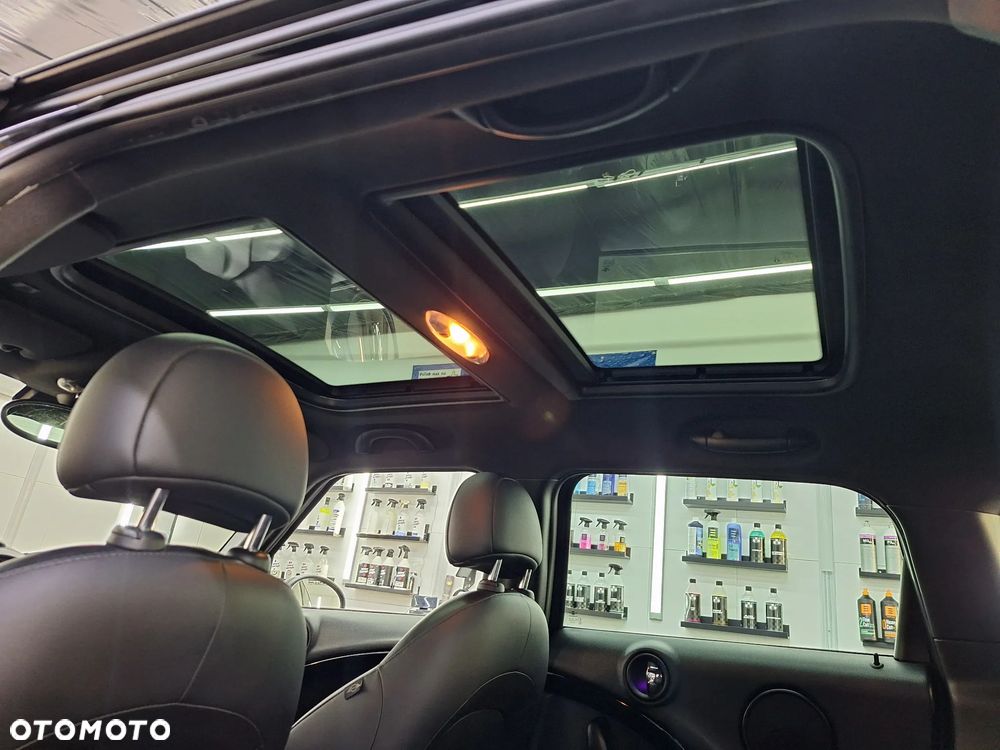 MINI Countryman - 16