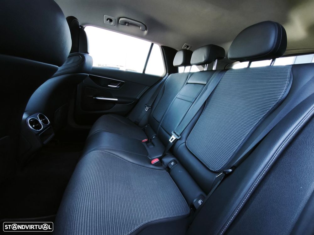 Mercedes-Benz C 220 d Avantgarde - 33