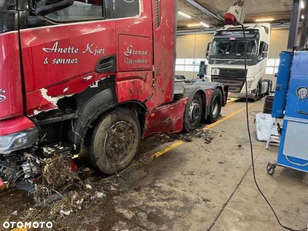 Iveco 26.570  6x2 - 5