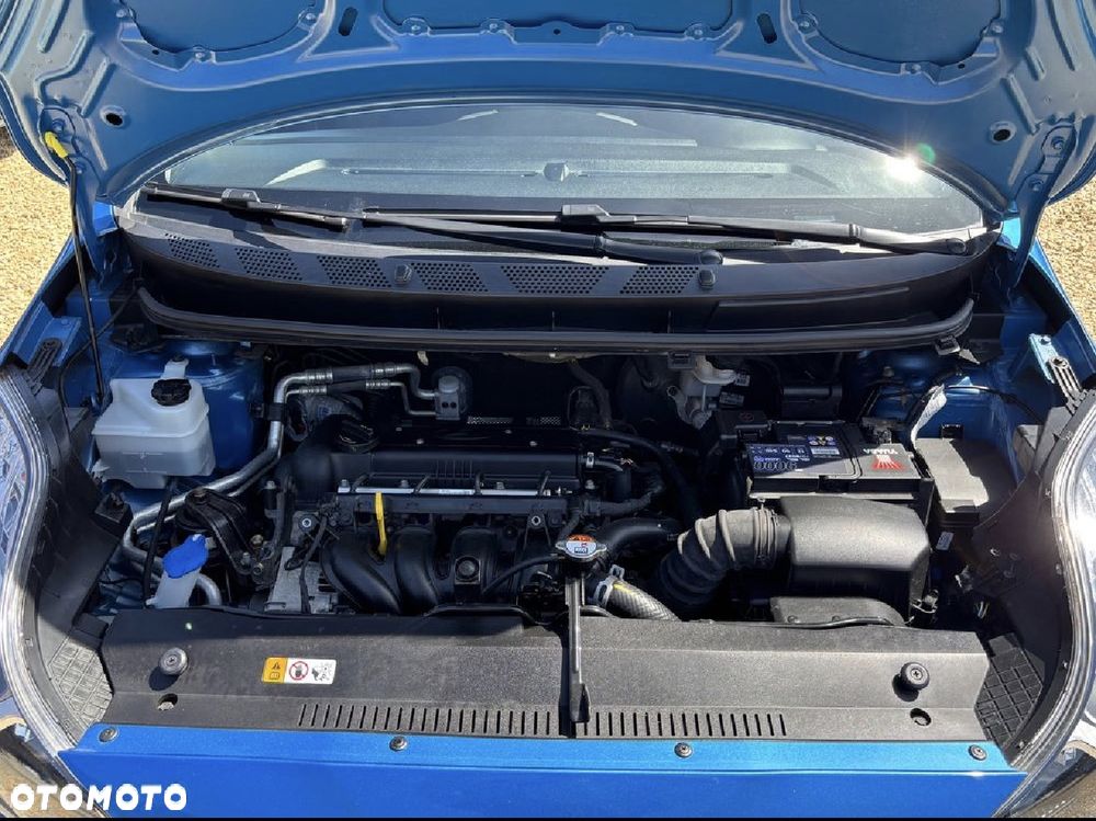 Hyundai ix20 1.4 blue - 12