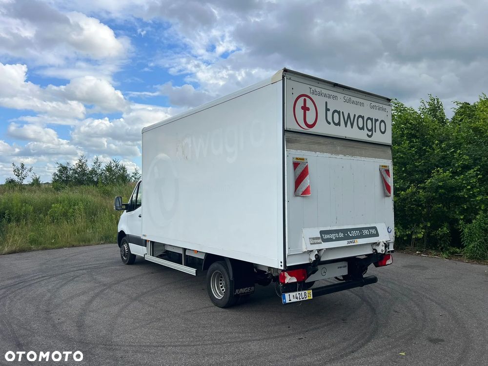 Mercedes-Benz Sprinter - 10