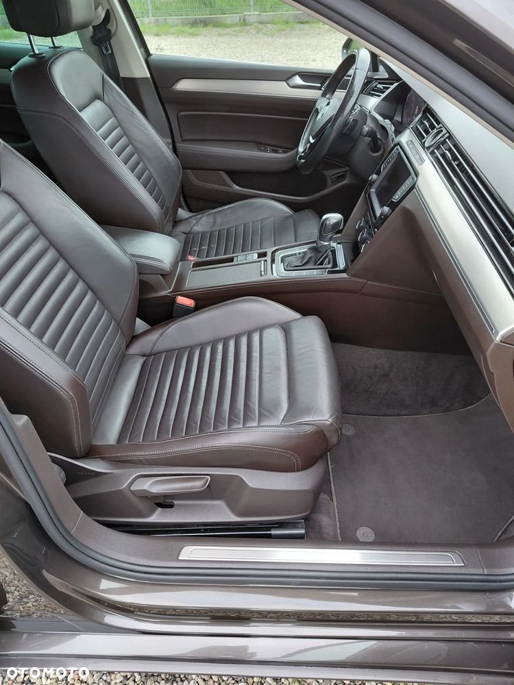 Volkswagen Passat 1.8 TSI BMT Highline DSG - 27