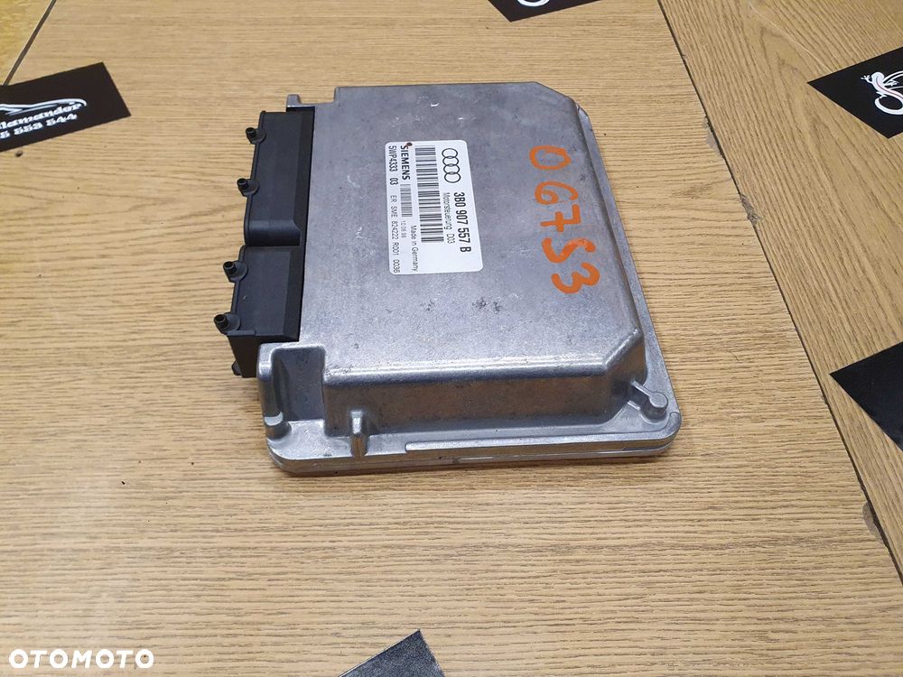 Komputer 3B0907557B Sterownik Moduł Silnika 1.6 8V Audi A4 B5 VW Passat B5 - 4