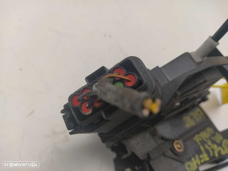 FECHADURA PORTA FRONTAL ESQUERDA FORD FOCUS II SEDAN 2006 - 2