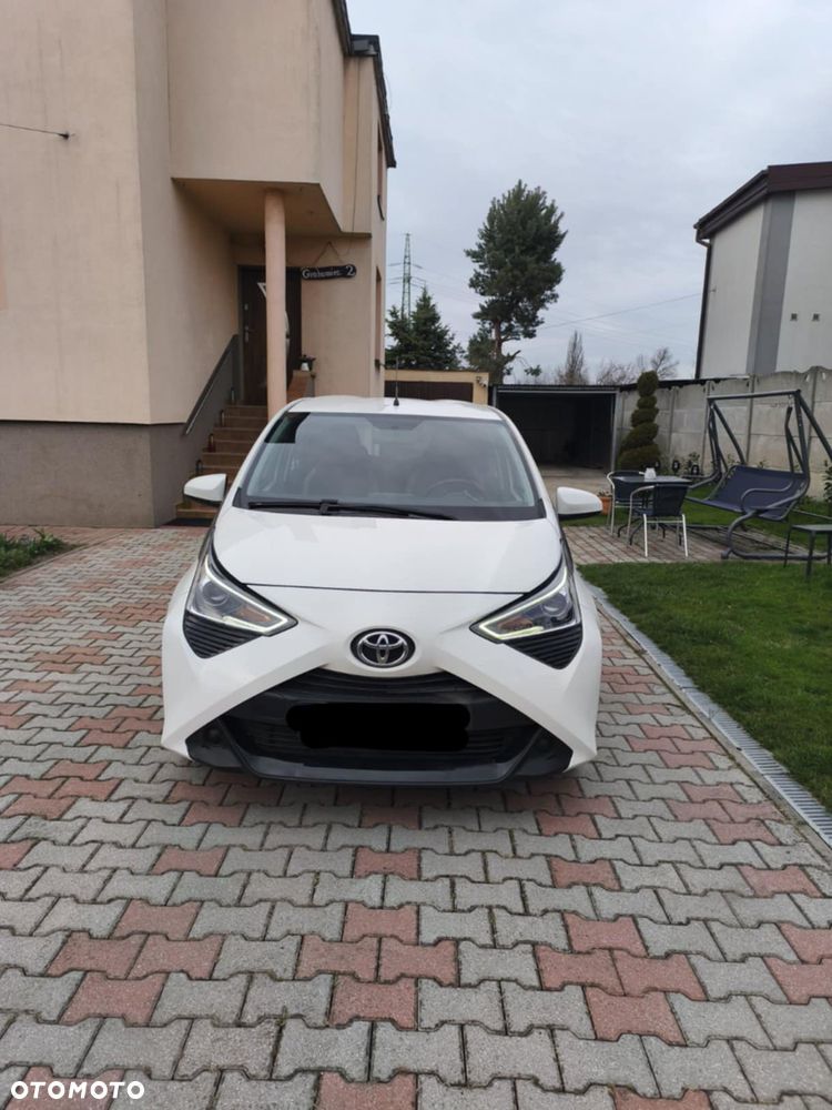 Toyota Aygo x-play - 5