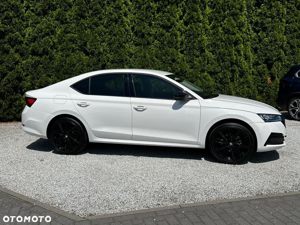 Skoda Octavia 2.0 TDI DSG Edition - 6
