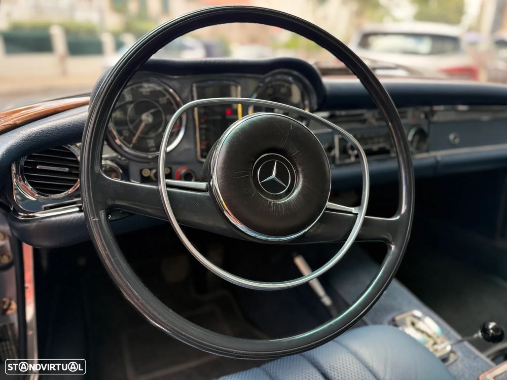 Mercedes-Benz SL 280 - 8