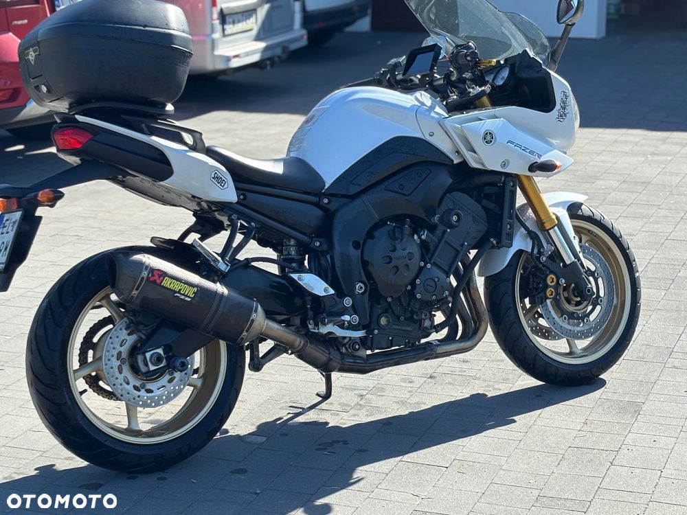 Yamaha FZ8 - 8