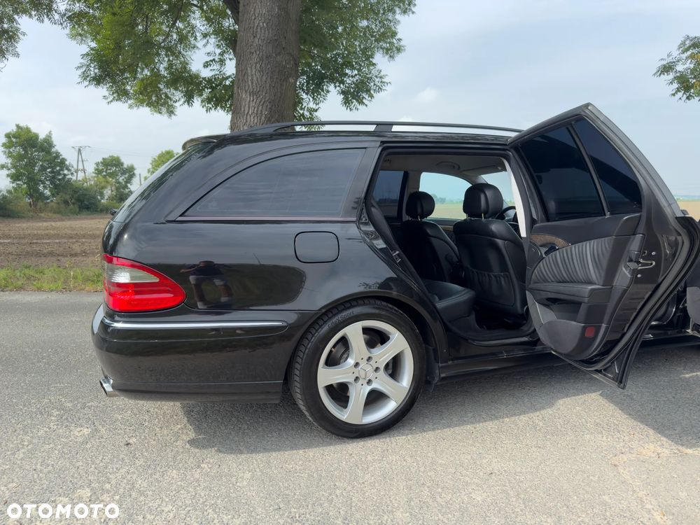 Mercedes-Benz Klasa E 280 CDI 4-Matic T Avantgarde - 25