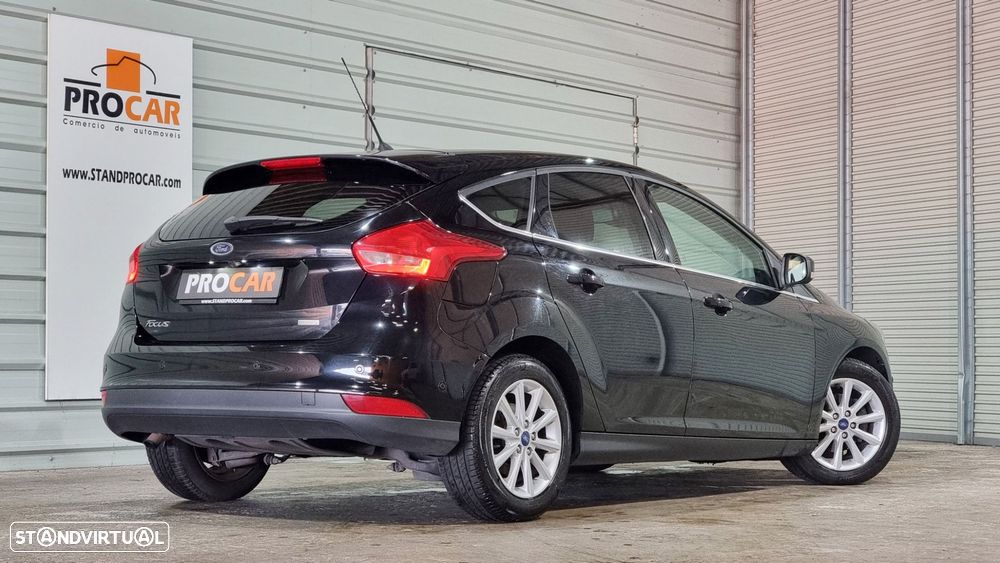Ford Focus 1.0 EcoBoost Titanium - 2