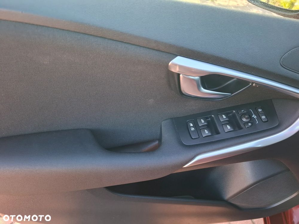 Volvo V40 - 32