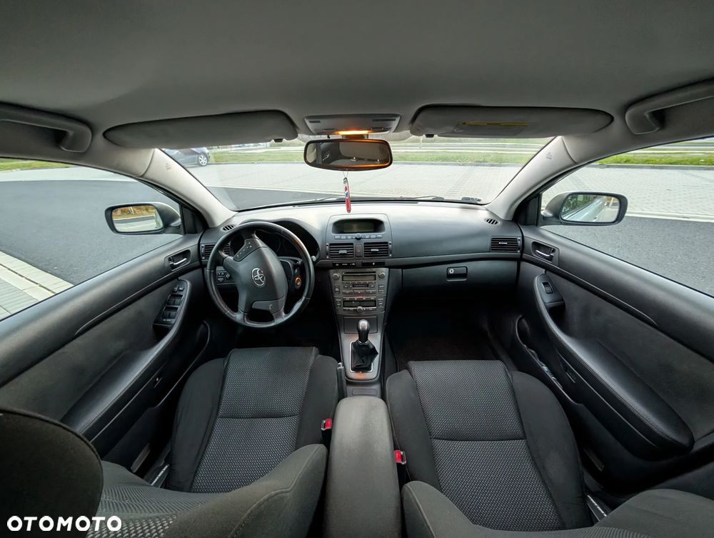 Toyota Avensis 2.0 D-4D Prestige - 17