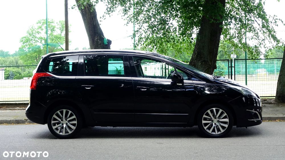 Peugeot 5008 1.6 THP Premium - 37