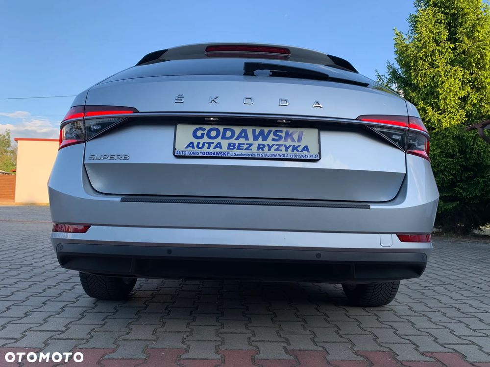 Skoda Superb 2.0 TDI SCR Ambition DSG - 10