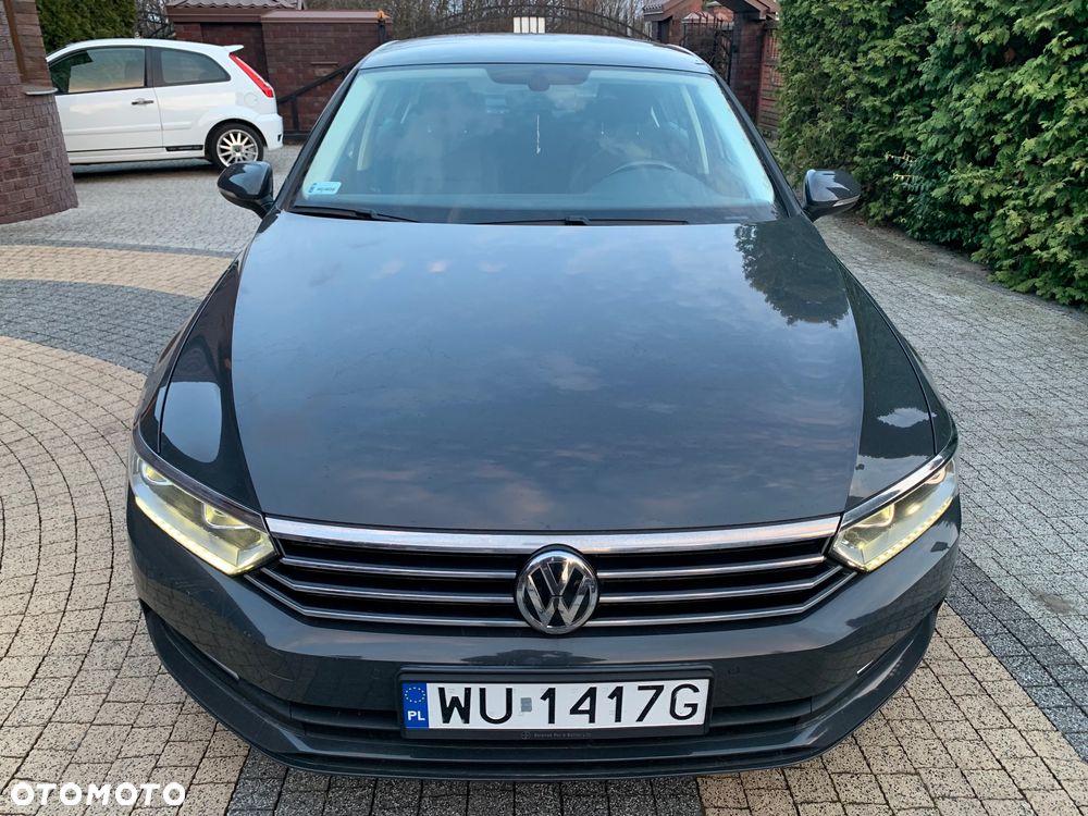 Volkswagen Passat 1.6 TDI BMT City - 3