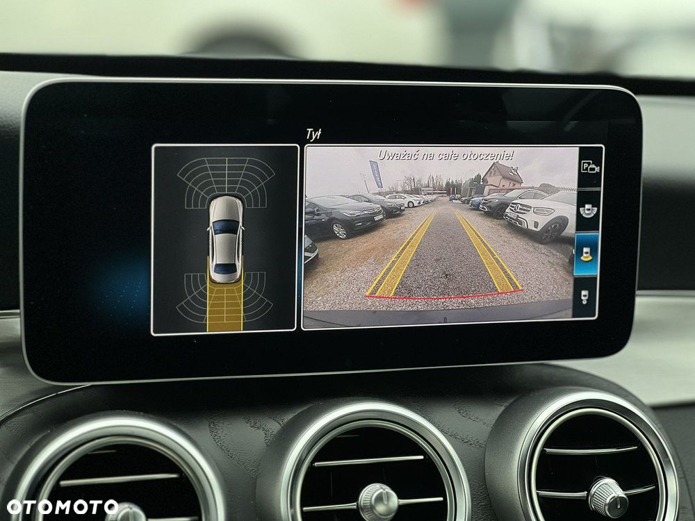 Mercedes-Benz Klasa C 220 d 9G-TRONIC - 26