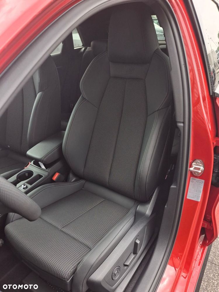 Audi A3 Sportback - 13