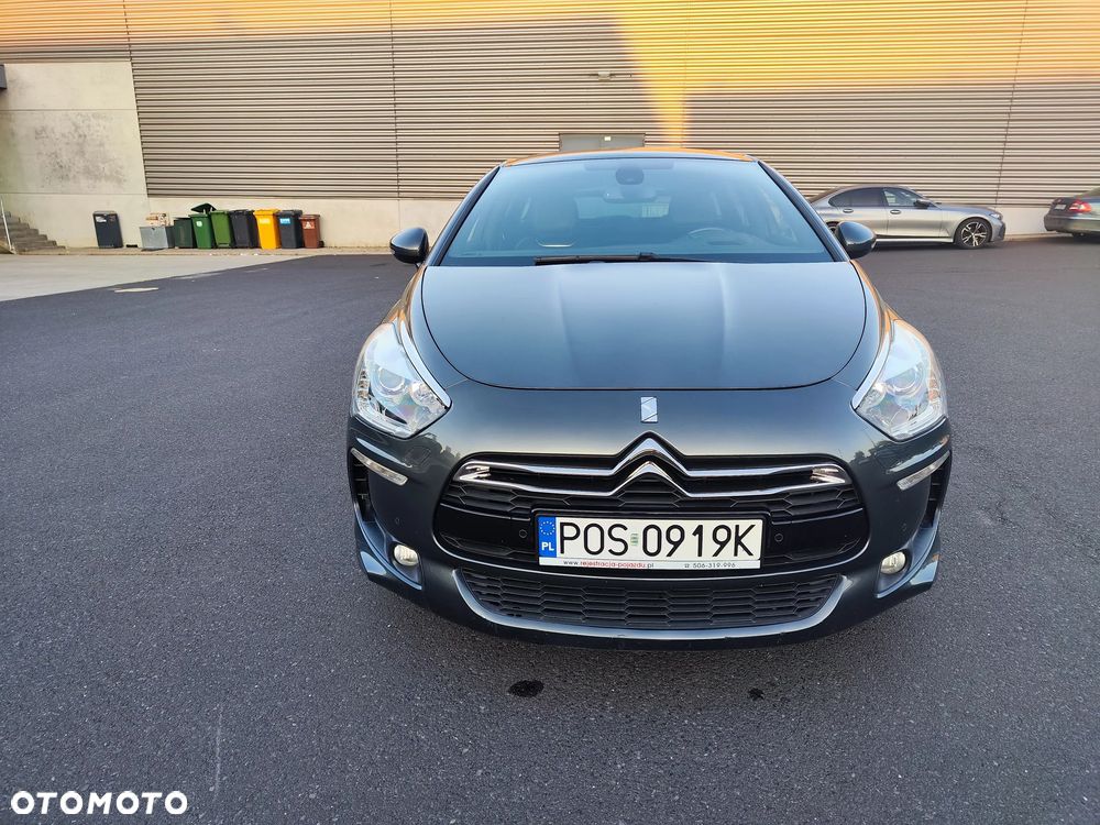 Citroën DS5 2.0 HDi Hybrid4 SoChic MCP - 2
