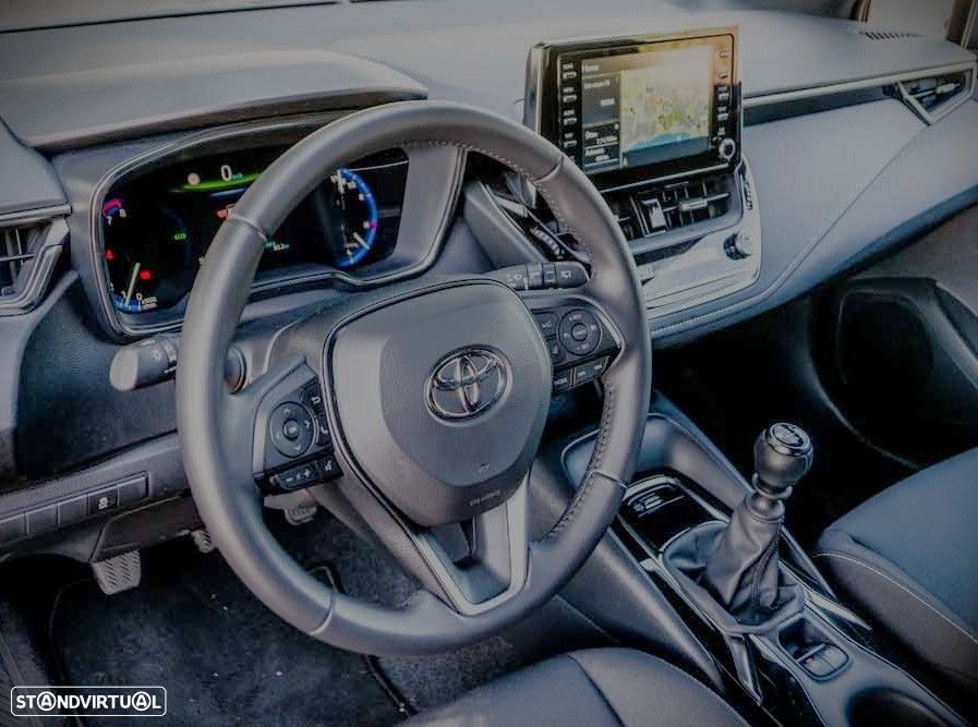 Toyota Corolla Touring Sports 1.2T Comfort+P.Sport - 4